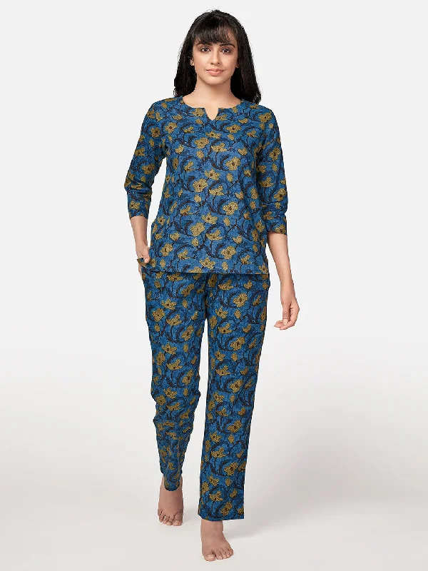 NOZ2TOZ Women's Floral Print Cotton Blue Night Suit Set