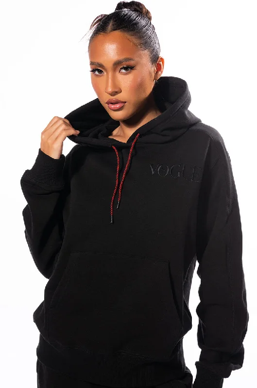 PUMA x VOGUE RELAXED HOODIE Casual sweaters